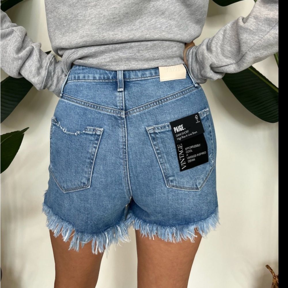 Paige Dani Denim Short Merci NWT SIZE 23